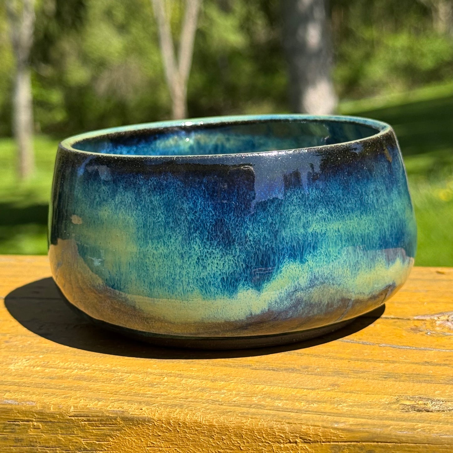 Oceanic Waves Bowl
